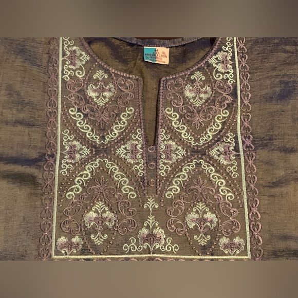 KNCollection Embroided Blouse - Picture 6 of 6